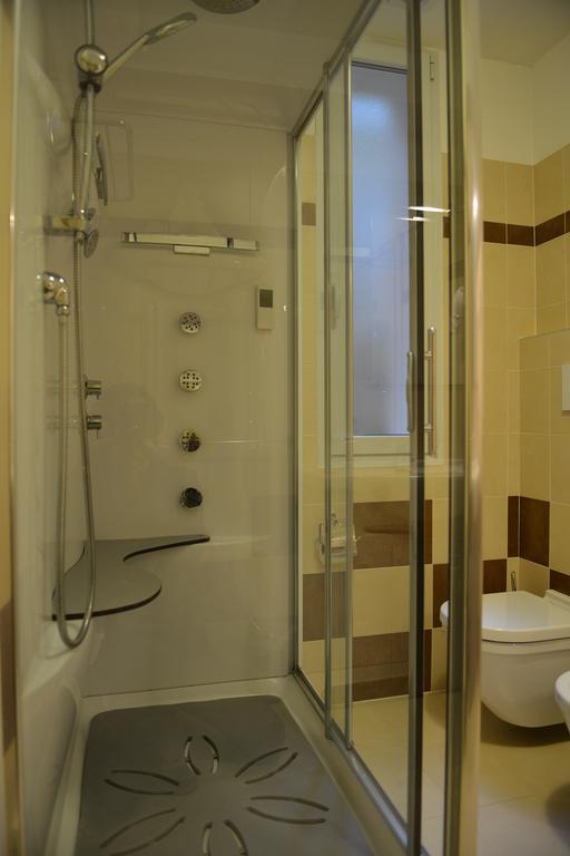 Residence Boschetti Манерба-дель-Гарда Номер фото